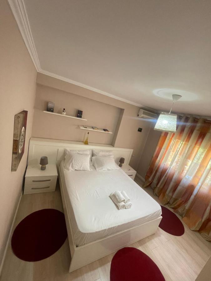 Apartment Centre View New Bazaar Tirana Exterior photo